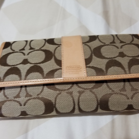 💯Authentic coach wallet - Picture 4 of 4